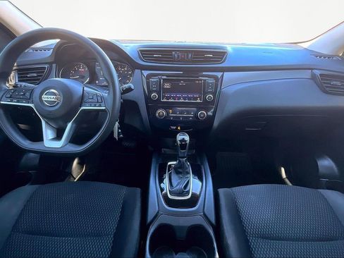 Used 2022 Nissan Rogue Sport S image 16