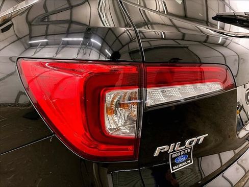 Used 2020 Honda Pilot Touring image 30