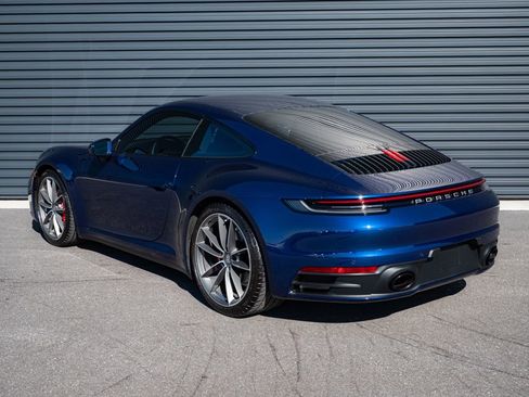 Used 2024 Porsche 911 Carrera image 3