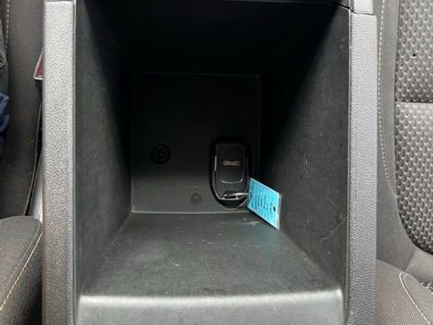 Used 2021 GMC Acadia SLE w/ Driver Convenience Package image 34