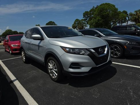 Used 2022 Nissan Rogue Sport S FWD image 1