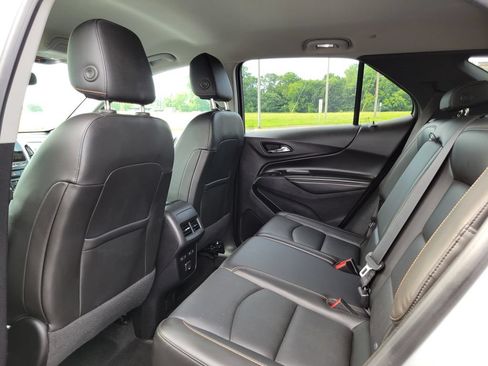 Used 2019 Chevrolet Equinox Premier FWD image 24