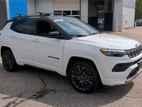 Used 2022 Jeep Compass High Altitude image 2