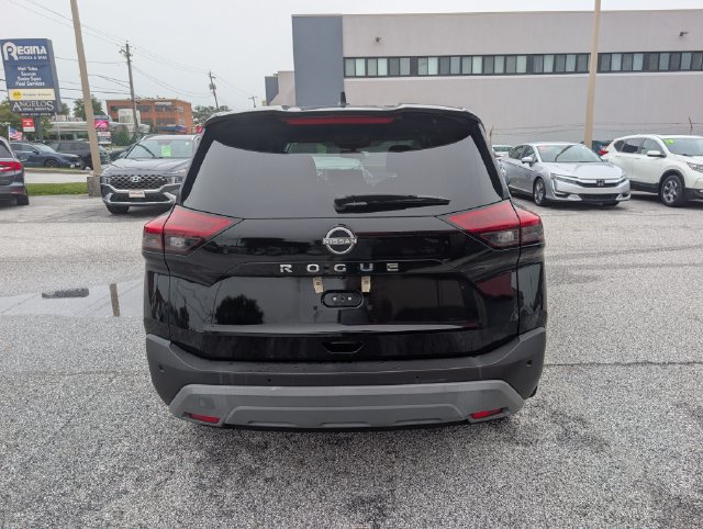 Used 2022 Nissan Rogue S FWD image 4