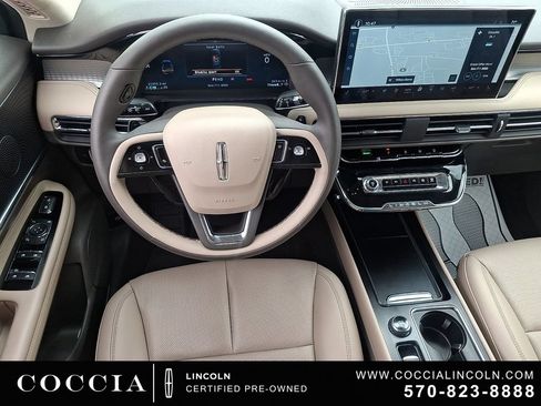 Certified 2023 Lincoln Corsair AWD w/ Equipment Group 101A image 11