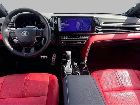 Used 2025 Toyota Camry XSE w/ Premium Plus Package AWD/4WD image 15