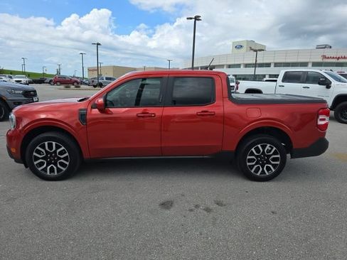 Used 2022 Ford Maverick Lariat w/ Lariat Luxury Package AWD/4WD image 2