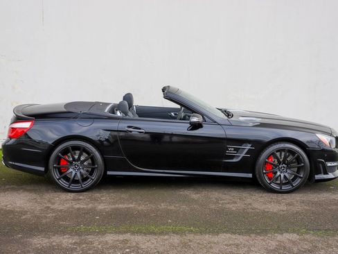 Used 2014 Mercedes-Benz SL 63 AMG image 3