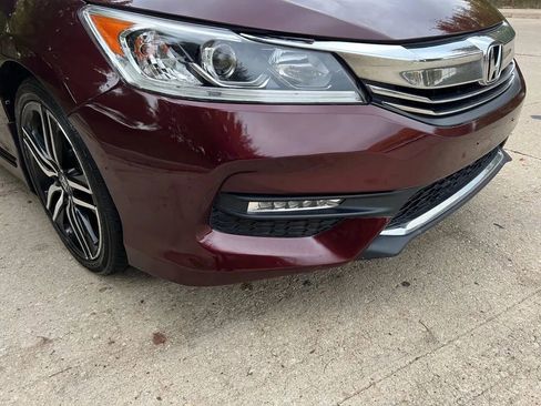 Used 2016 Honda Accord Sport image 8