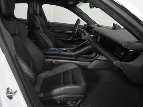 Used 2020 Porsche Taycan Turbo S AWD/4WD image 27