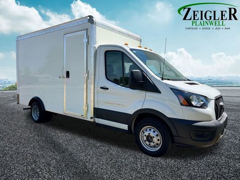 Used 2023 Ford Transit 350 DRW RWD image 7