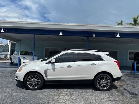 Used 2015 Cadillac SRX Performance w/ Driver Awareness Package AWD/4WD image 2