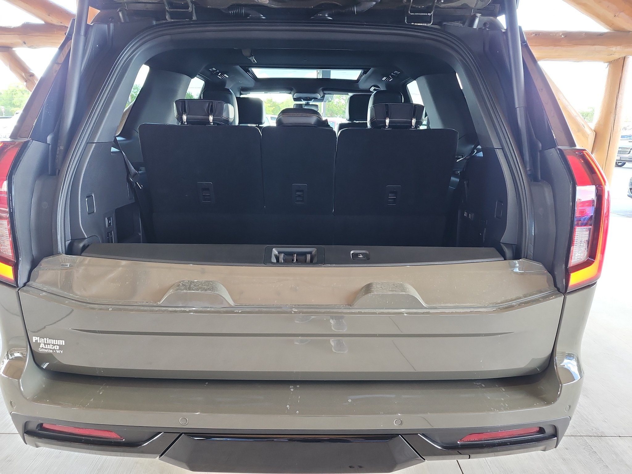 Used 2025 Ford Expedition Tremor AWD/4WD image 25