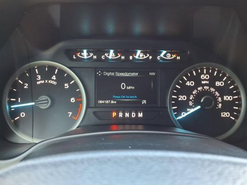 Used 2019 Ford F150 XLT w/ Trailer Tow Package image 32