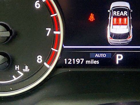 Used 2023 Nissan Rogue SV AWD/4WD image 15