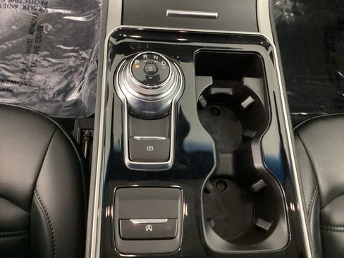 Used 2020 Ford Edge SEL w/ Cold Weather Package AWD/4WD image 27