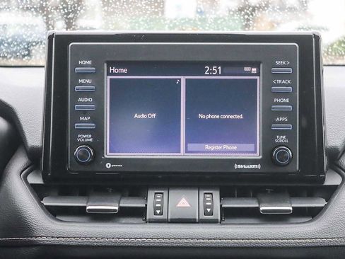 Used 2021 Toyota RAV4 XLE Premium image 13