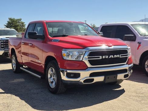 Used 2019 RAM 1500 Big Horn RWD image 3