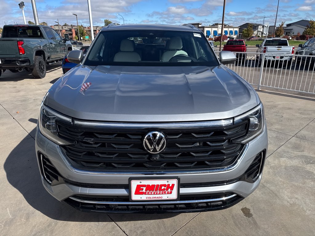 Used 2026 Volkswagen Atlas Cross Sport SEL Premium R-Line AWD/4WD image 8