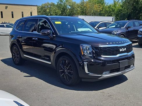 Certified 2022 Kia Telluride SX w/ Towing Package AWD/4WD image 3