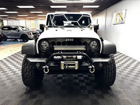 Used 2017 Jeep Wrangler Unlimited Sport w/ Quick Order Package 24S AWD/4WD image 4