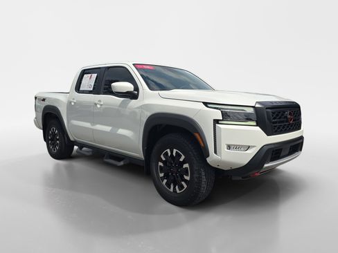 Certified 2024 Nissan Frontier PRO-4X w/ Technology Package AWD/4WD image 8