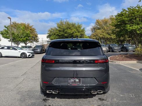 Used 2025 Land Rover Range Rover Sport Dynamic SE image 6