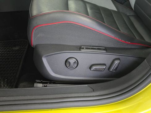 Used 2022 Volkswagen GTI Autobahn image 24