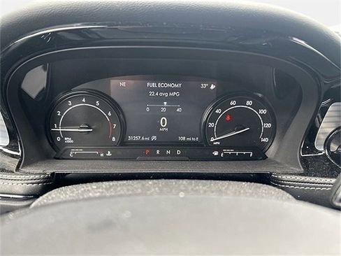 Used 2022 Lincoln Corsair AWD w/ Premium Package image 4