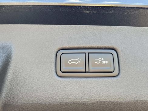 New 2026 Kia Carnival SX FWD image 13