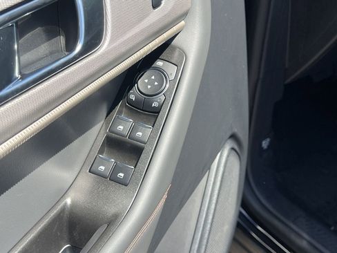 New 2026 Ford Explorer Active w/ Active Comfort Package AWD/4WD image 14