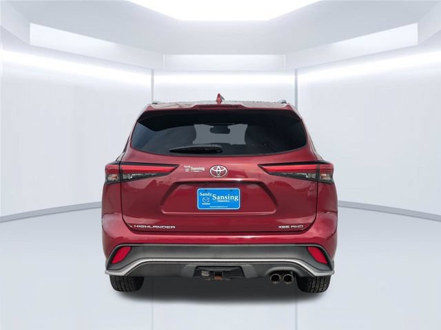 Used 2021 Toyota Highlander XSE AWD/4WD image 5