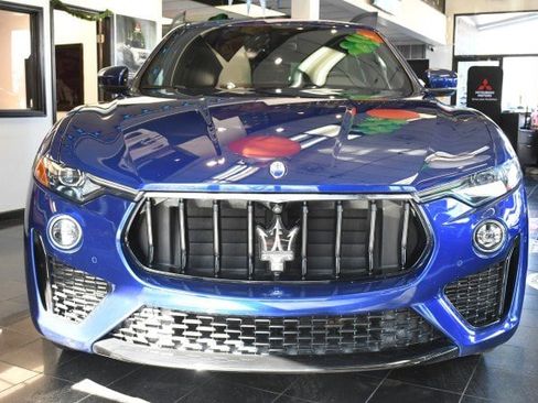 Used 2022 Maserati Levante Modena AWD/4WD image 2