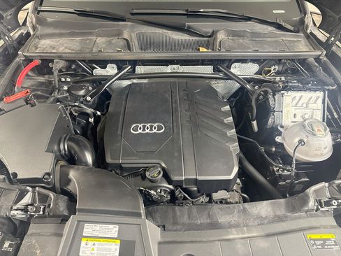 Used 2025 Audi Q5 2.0T Premium AWD/4WD image 39