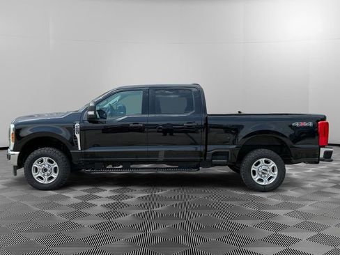 Used 2025 Ford F250 XLT AWD/4WD image 2