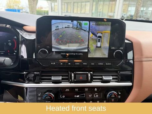 Used 2025 Nissan Pathfinder Platinum image 26