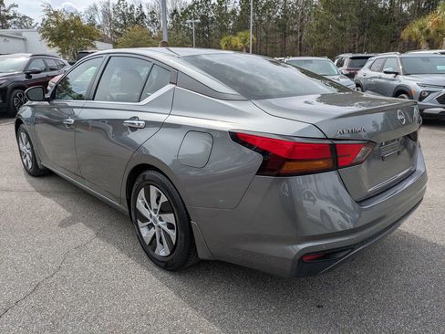 Used 2023 Nissan Altima 2.5 S image 6