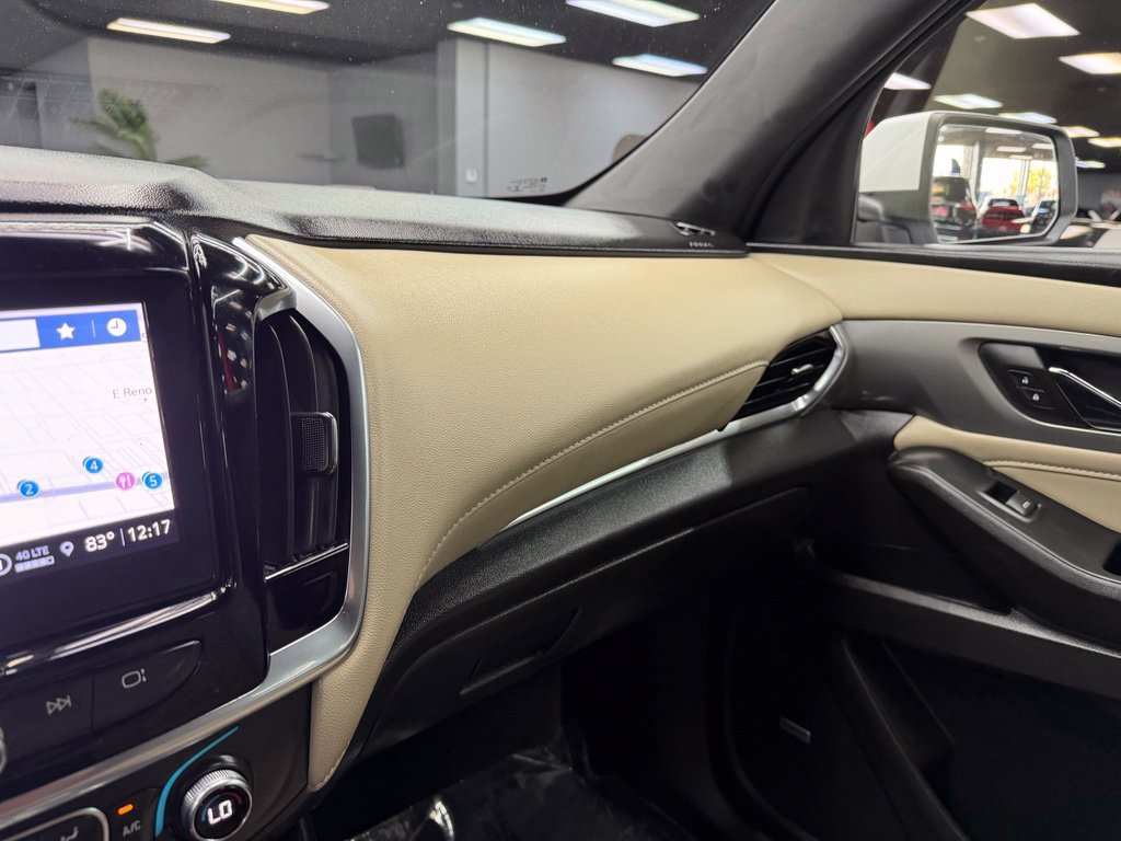 Used 2022 Chevrolet Traverse LT w/ LT Premium Package FWD image 27