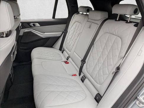 Used 2026 BMW X5 xDrive40i w/ M Sport Package image 20