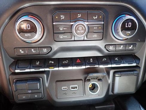 Used 2022 Chevrolet Silverado 2500 LTZ w/ LTZ Plus Package AWD/4WD image 16