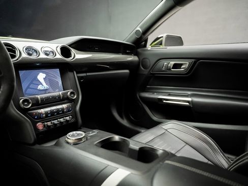 Used 2020 Ford Mustang Shelby GT500 w/ Technology Package image 44