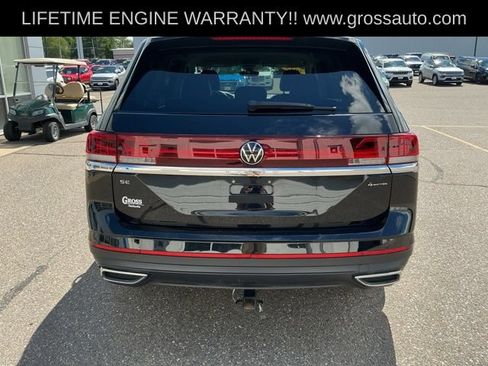 Used 2024 Volkswagen Atlas SE AWD/4WD image 6