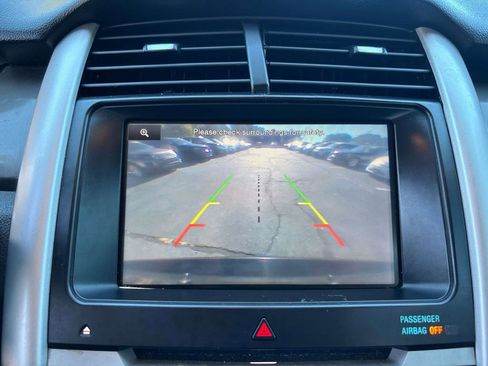 Used 2013 Ford Edge Sport w/ Vision Pkg image 19