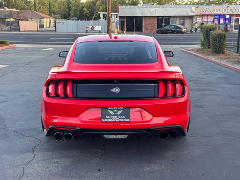 Used 2019 Ford Mustang GT Premium RWD image 5