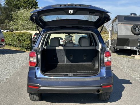 Used 2014 Subaru Forester 2.5i image 13