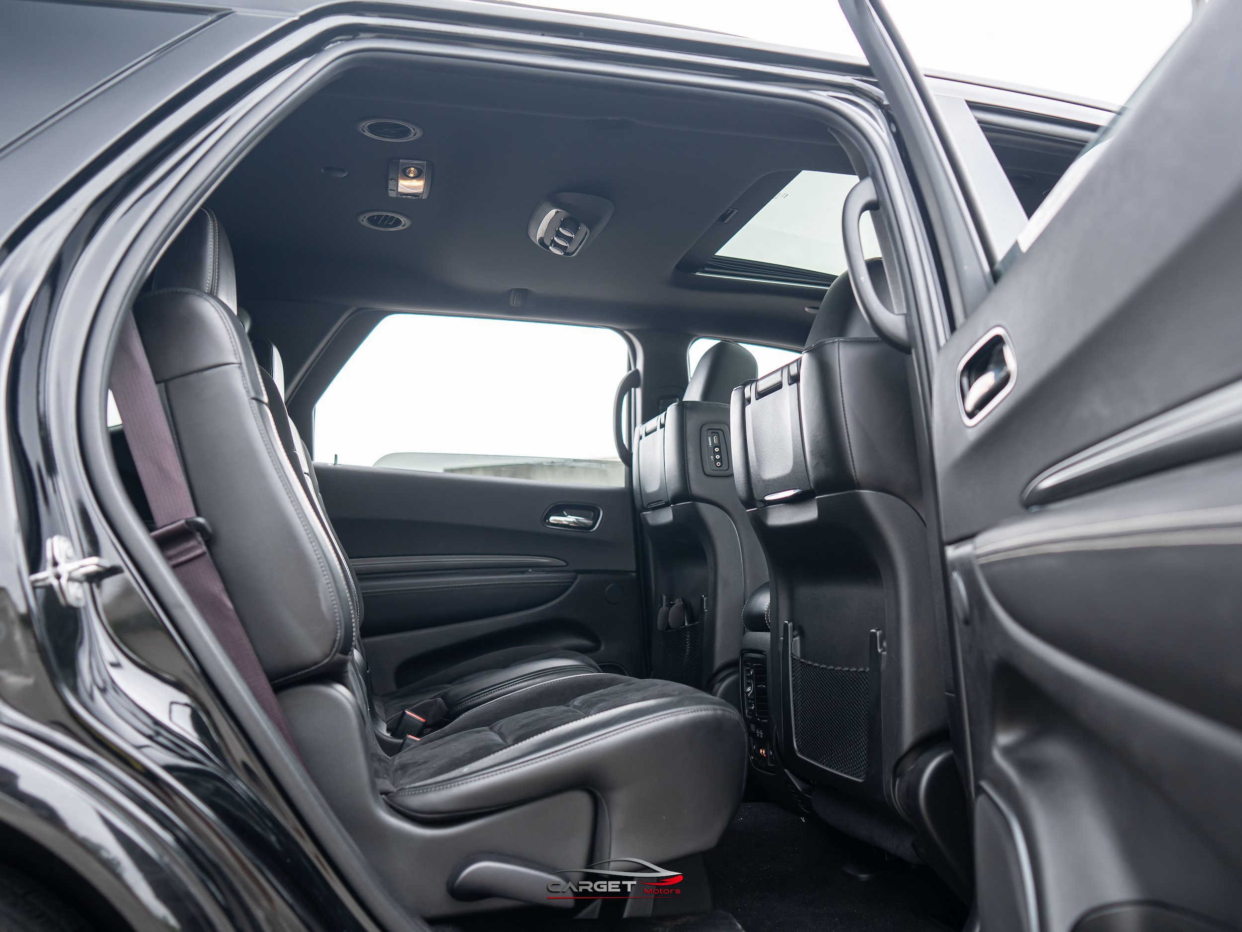 Used 2021 Dodge Durango SRT w/ Technology Group AWD/4WD image 19