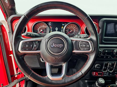 Used 2021 Jeep Wrangler Unlimited Rubicon w/ LED Lighting Group AWD/4WD image 21