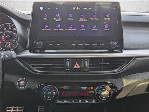 Used 2024 Kia Forte GT w/ GT2 Package image 13