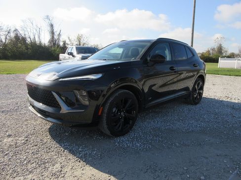 New 2025 Buick Envision Sport Touring image 6