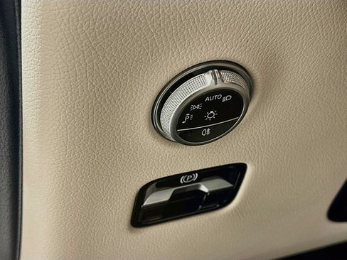 New 2026 Mercedes-Benz GLC 300 4MATIC image 11